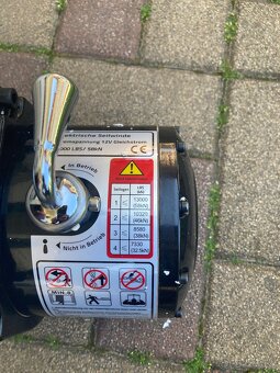 Navijak 4,5kw 1300 libier 12V - 2