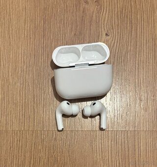 Airpods pro 3 - 2