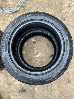 Predám 4x celoročné pneumatiky 215/55 R17 - 2