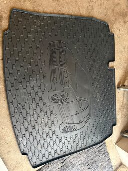 Audi a3 podložka do kufra - 2