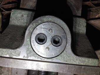 Predam zverak na frezu - 2