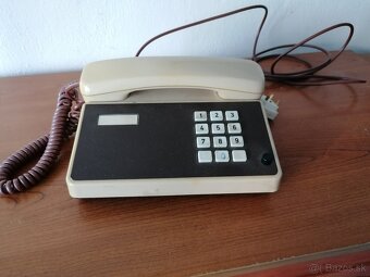 Staré telefóny - 2
