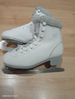 Dievčenské korčule na ľad - 2