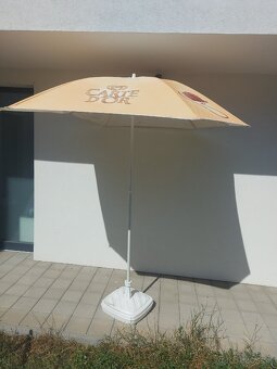 Zahradny slnečník s podstavcom - 2
