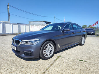 BMW Rad 5 530d xDrive A/T - 2