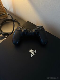 Playstation 4 pro konzola - 2