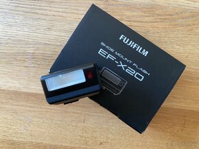 Fujifilm EF-X20 - 2