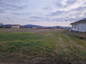 Na predaj pozemok na stavbu domu v obci Skačany-Partizánske - 2