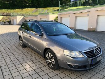 Volkswagen Passat B6 2.0 TDI 4MOTION - 2