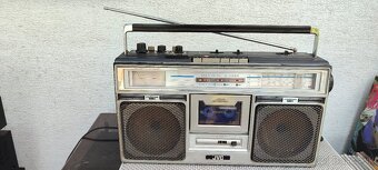 Radiomagnetofon JVC - 2