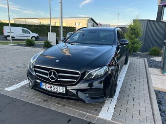 Mercedes-Benz E 220d W213 AMG Line - 2