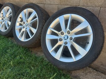 5x112 7Jx17 ET49 - originálne disky ŠKODA model TRIUS - 2