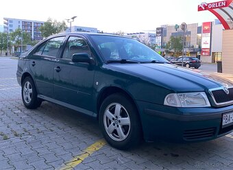 Škoda Octavia 1U. 1.6 benzin - 2