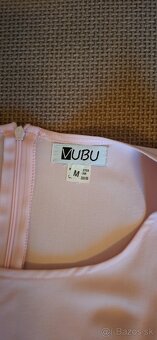 Šaty č.1) mix ružovych šiat - - 2