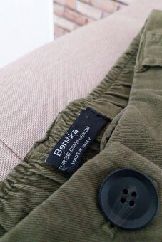 Bershka nohavice 36 - 2