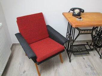 Miroslav Navrátil Kreslo - 2