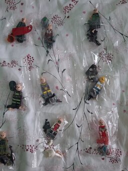 ✅ 30x Lego postava - 2