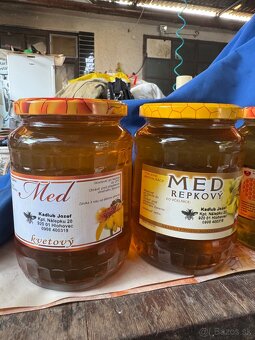 Domáci včelí med - 2