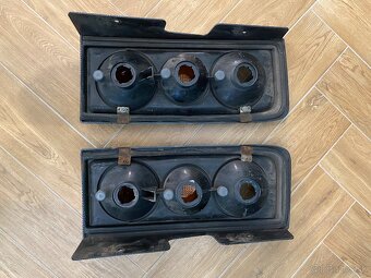 Hummer H2 zadné svetlá - 2