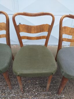 Stare drevene stolicky - 2