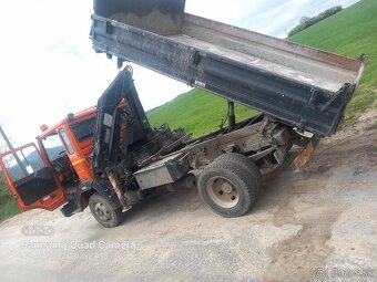 Iveco trojstrany vyklapač s rukou - 2