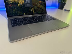 MacBook Pro space gray 2016 touchbar 16GB RAM - 2