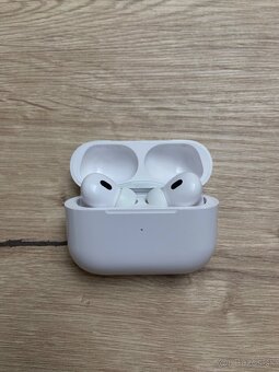 AIRPODS PRO 2 2023 USB - C - 2