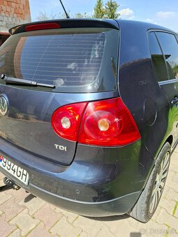 Golf 5 - 2