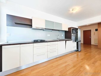 PRENÁJOM - PRIESTRANNÝ 3 IZB BYT, TÁBORSKÁ, KOŠICE - JUH - 2