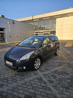 Peugeot 5008 - 2