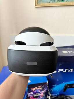 PS4 pro 1tb + PSVR 1 + 2x PS Move s originalnymi krabickami - 2