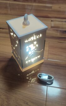 Dekoratívna nabijateľná LED lampa s motívom hokejistu - 2