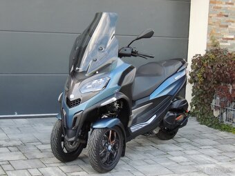 PIAGGIO MP3 530 HPE 2024 ABS ASR SPIATOČKA,,B"vodičák - 2