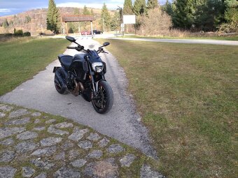 Ducati Diavel 1200 Dark Edition - 2