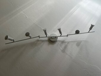 Úplne nová+6 žiariviek - 2