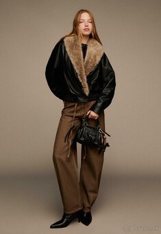 BUNDA Bershka damska - 2