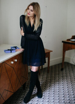 Sugarfree tmavomodré šaty XS - S, čipkované, s opaskom - 2