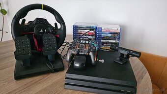 Predam PS4 1TB + hry + prislusenstvo - 2