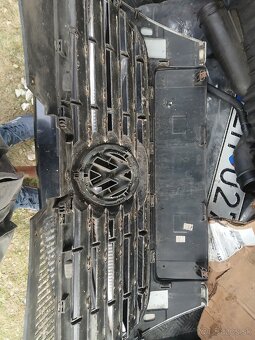 Vw Passat b6 predná maska - 2