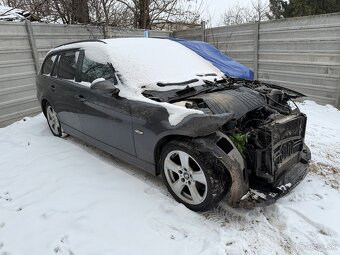 Rozpredam BMW e91 320d - 2