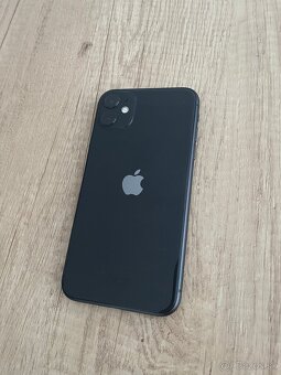 Iphone 11 64 GB čierny - 2