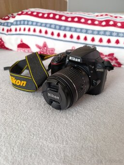 Nikon D3400 - 2