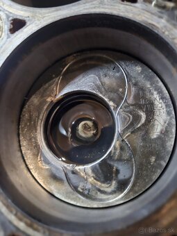 Predám kompletný blok motora 2.0 tdi 103kw BMM - 2