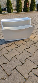 Biely plastový botník - 2