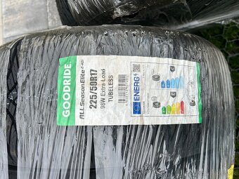 225/50 R17 celoročné pneumatiky - 2