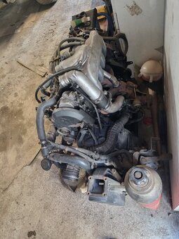 motor peugeot 2.5 tdi - 2