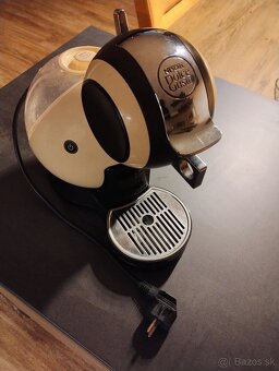 Predám kávovar Dolce gusto - 2
