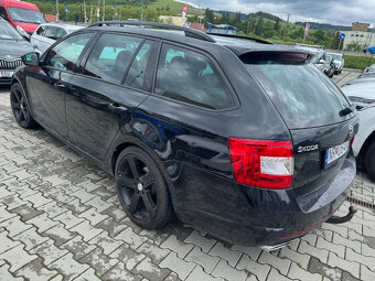 Škoda Octavia Combi 2.0 TDI RS AKONTACIA OD 0% - 2