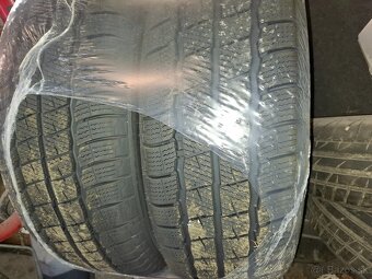 Nove pneumatiky 205/65 R16C - 2