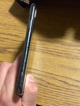 Predám iPhone X 64GB - 2